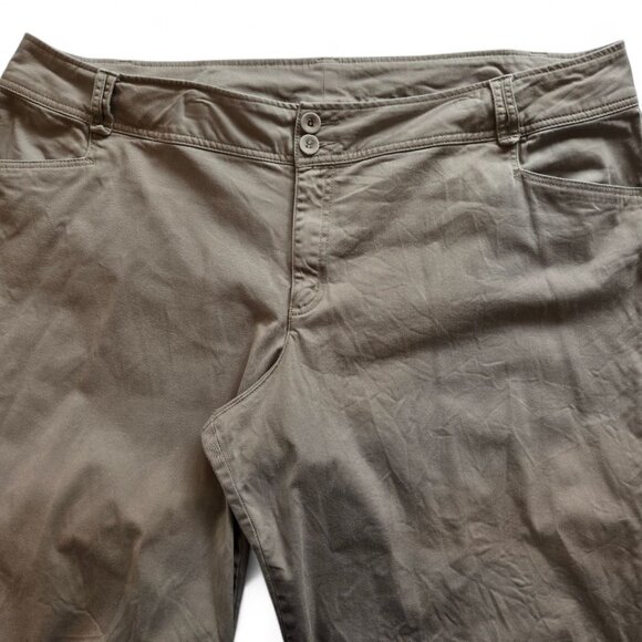 Venezia Womens Plus Size 28 Khaki Chino Pants Double Button Waist Closure - Picture 5 of 8